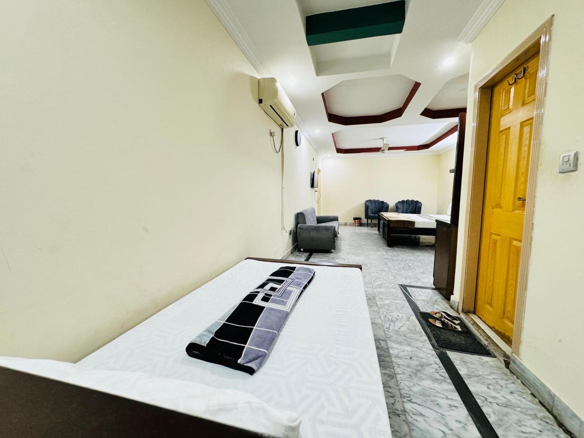 Lexus Lodge Islamabad Exterior foto